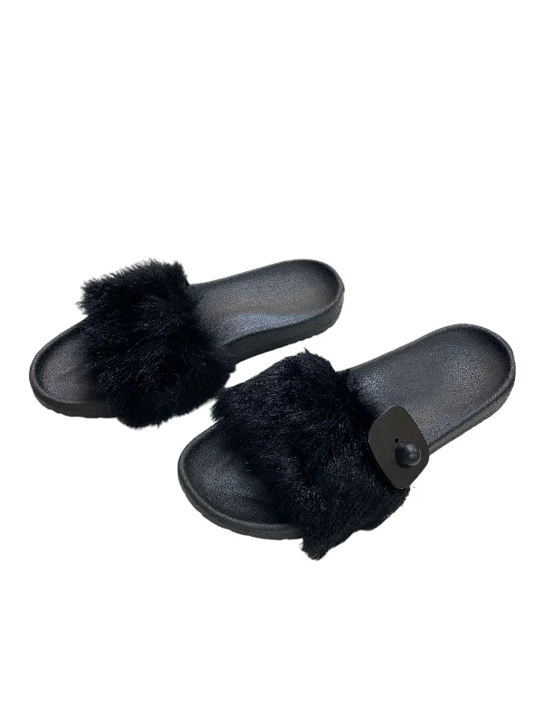 Glam Statement Black Sandals Designer Ugg, Size 9