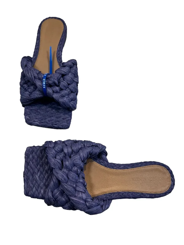 Subdued Elegance Purple Sandals Luxury Designer Bottega Veneta, Size 6.5