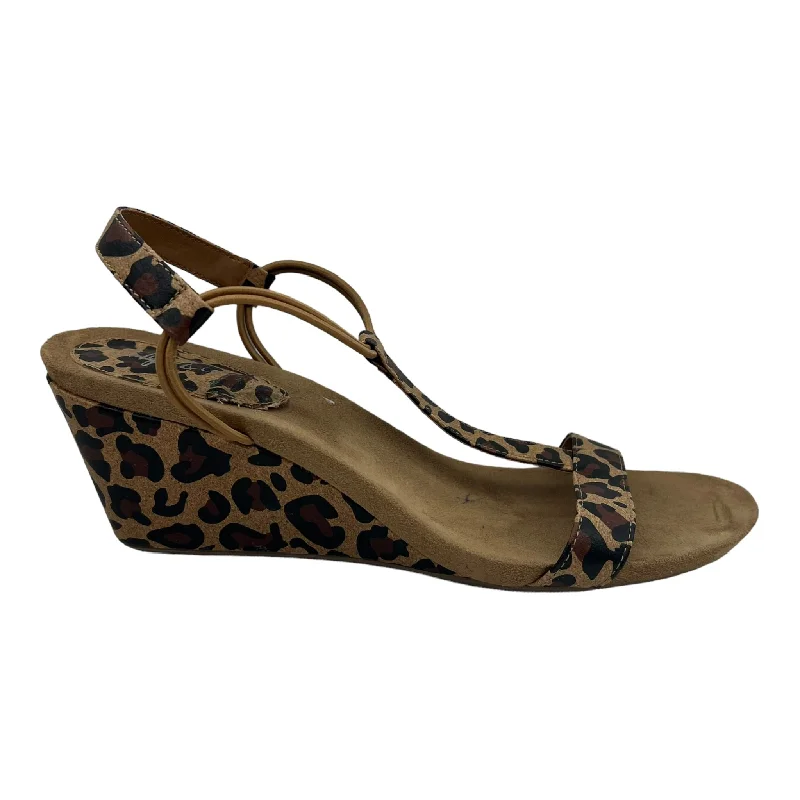 Luxe Feel ANIMAL PRINT STYLE AND COMPANY SANDALS HEELS WEDGE, Size 9