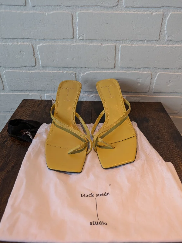 Eye-Catching Style Yellow Sandals Heels Stiletto Cma, Size 8