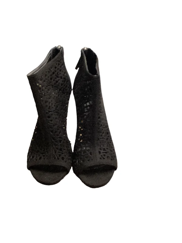 Urban Trends Black Sandals Heels Stiletto White House Black Market, Size 8