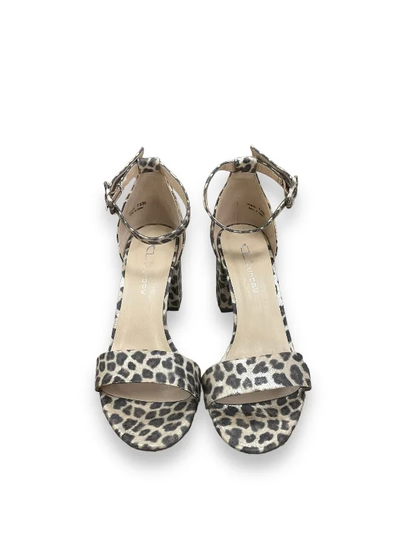 Understated Elegance Animal Print Sandals Heels Block Cl By Chinese Laundry, Size 7.5