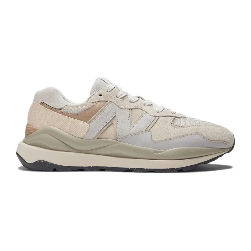 Bold Detailing New Balance 5740 Beige/Grey  M5740GRM Men's