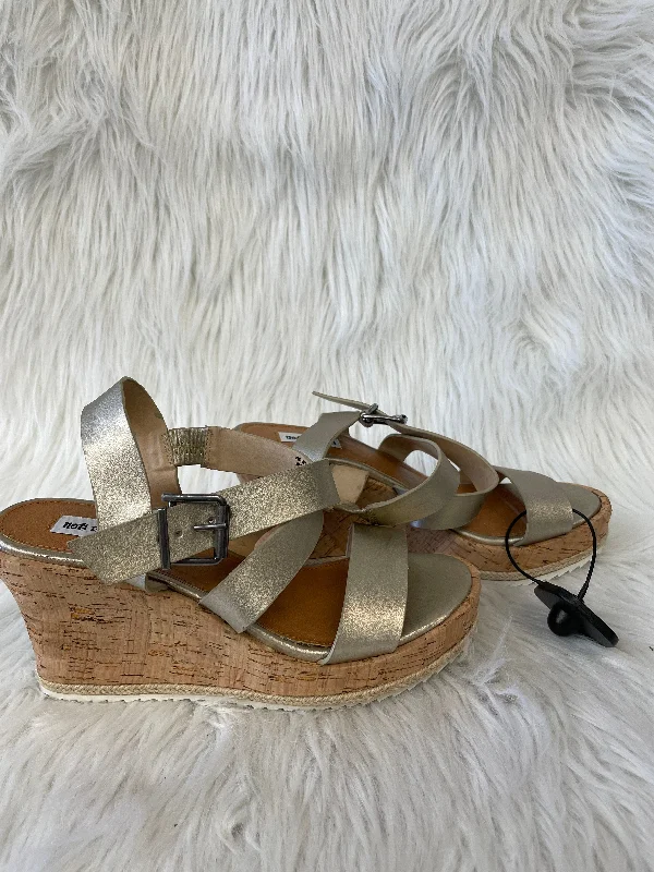 Modern Touch Gold & White Sandals Heels Wedge Not Rated, Size 7