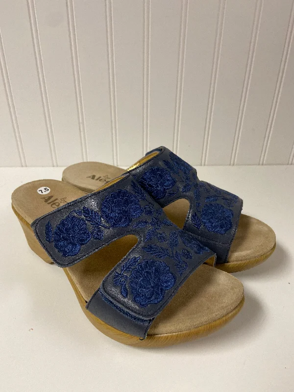 Subtle Glamour Navy Sandals Heels Wedge Alegria, Size 7.5