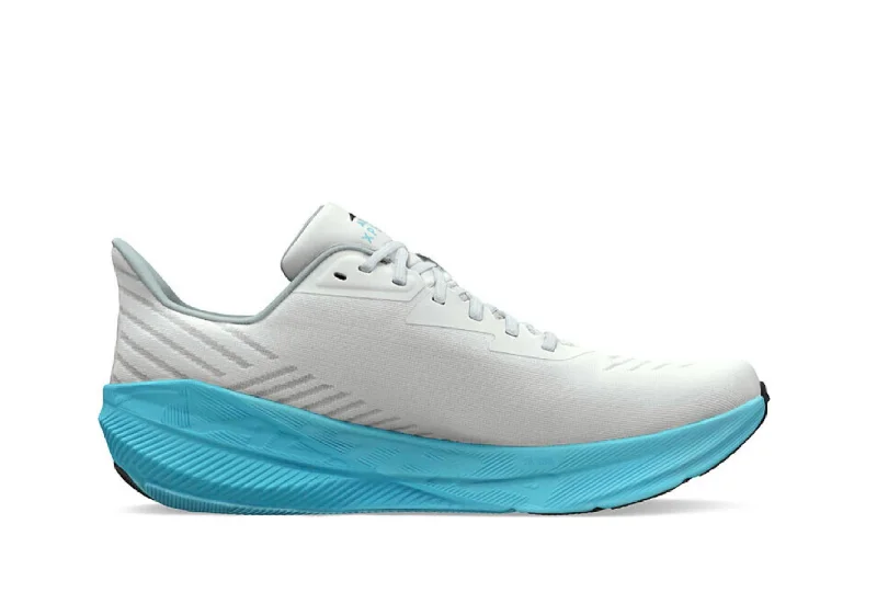 Chic Edge Men's Fwd Experience Road Running Shoe In Gray/ Blue
