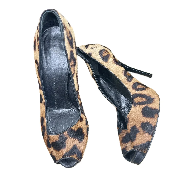 High Impact Leopard Print Sandals Designer By Giuseppe Zanotti, Size: 7