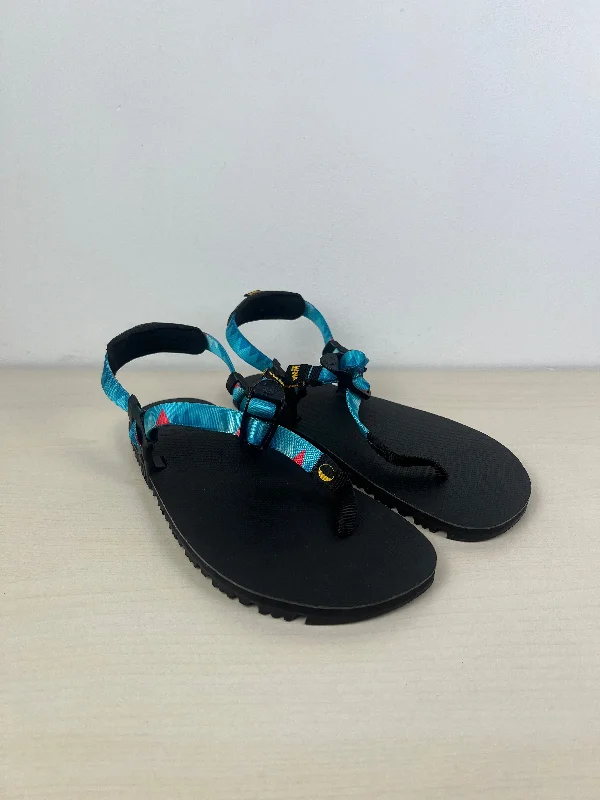 Glam Statement Black & Blue Sandals Sport LUNA, Size 7