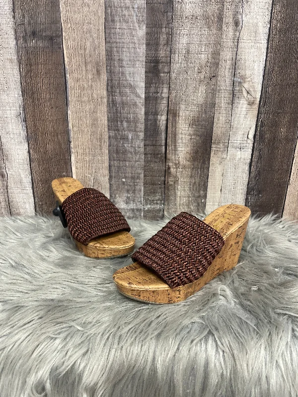 Stylish Accent Brown Sandals Heels Wedge Montego Bay, Size 7