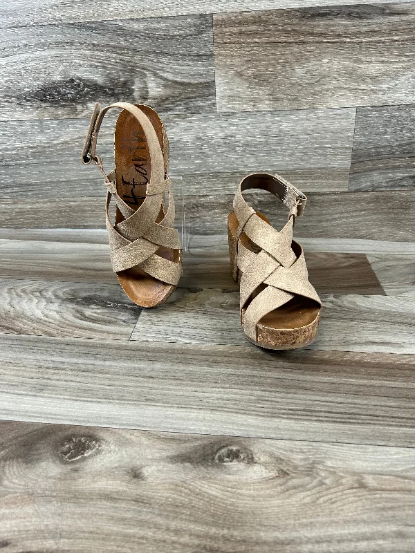 Sleek Finish Tan Sandals Heels Wedge Blowfish, Size 7.5