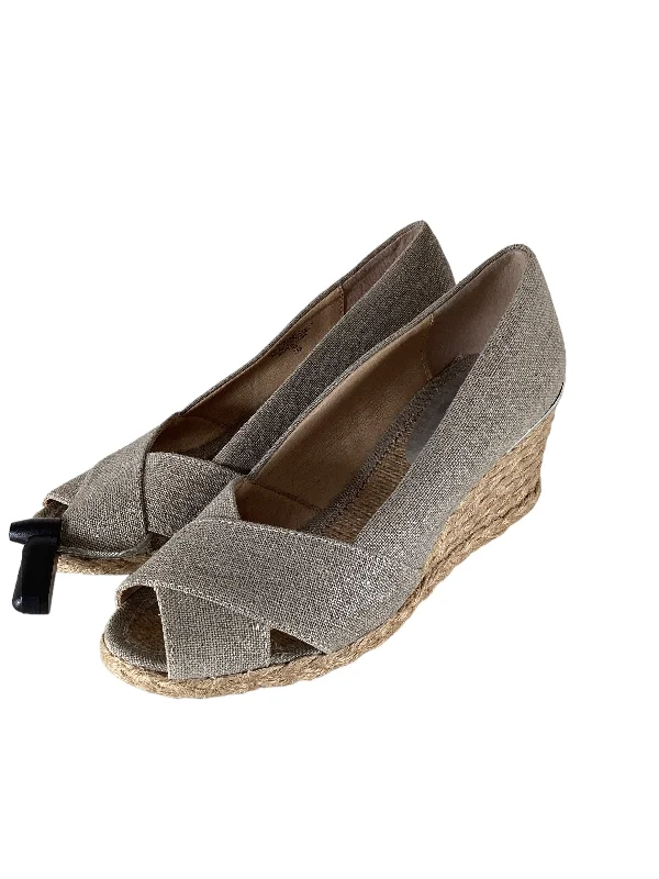 Exotic Prints Silver Sandals Heels Wedge Adrienne Vittadini, Size 7