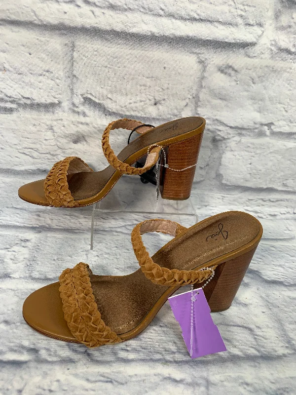 Sumptuous Finish Bronze Sandals Heels Block Joie, Size 9.5