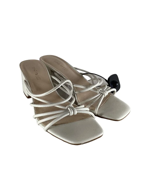Rich Texture Cream Sandals Heels Block Nine West, Size 8