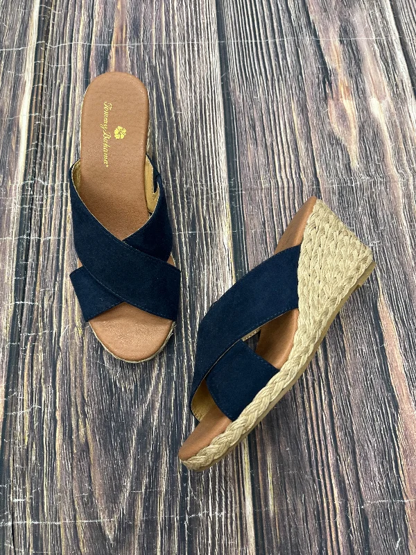 Fashion Excellence Blue Sandals Heels Wedge Tommy Bahama, Size 7