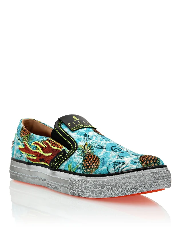 Timeless Beauty Slip On Flame