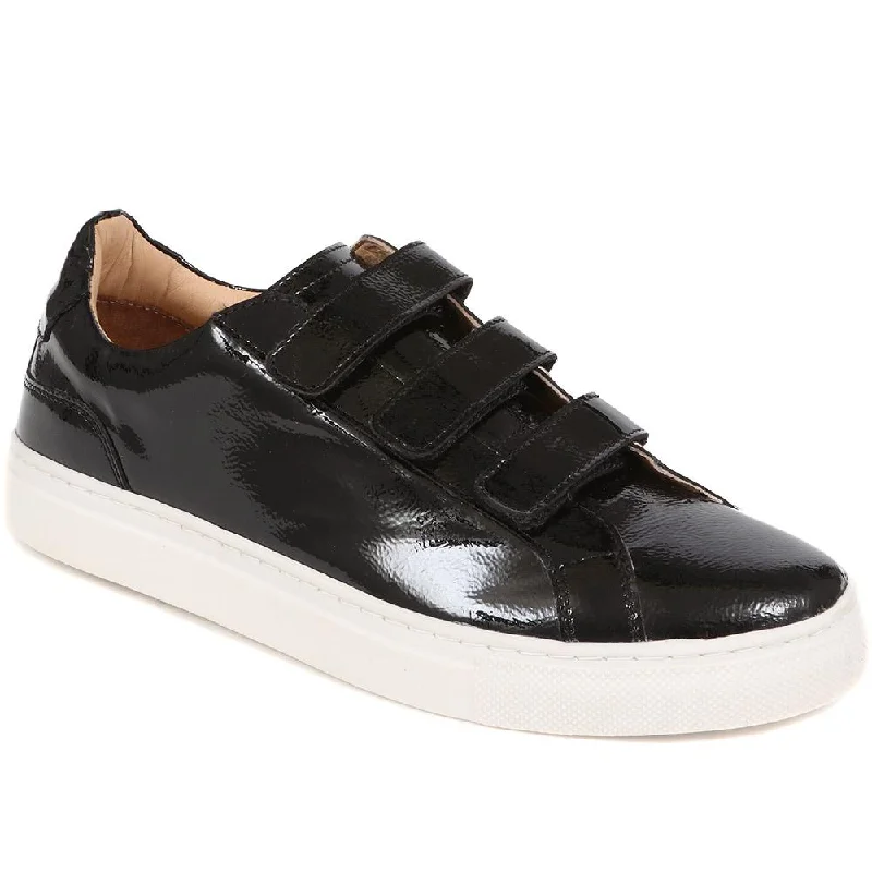 Elegant Statement Flavia Patent Leather Trainers - FLAVIA / 324 284