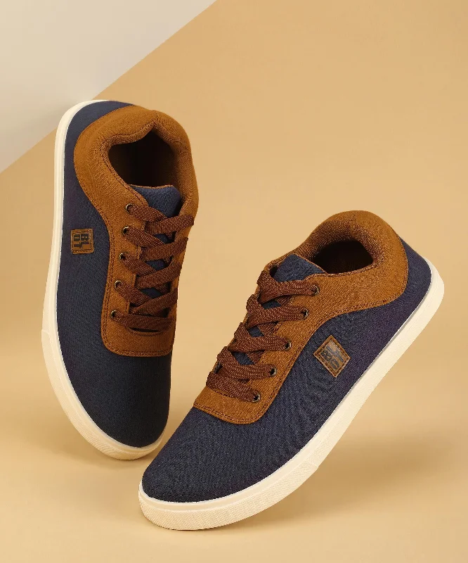 Trendy Look Paragon K1018G Men Casual Shoes | Stylish Walking Outdoor Shoes for Everyday Wear | Smart & Trendy Design  | Comfortable Cushioned Soles White