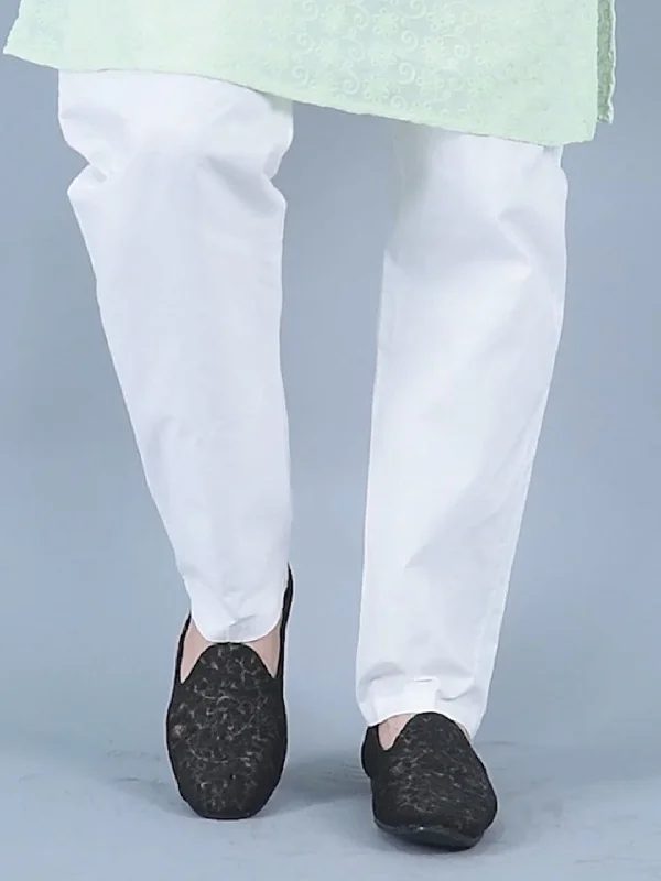 Trendsetting Look Men Black Floral Print Embellish Design Ethnic Wedding Party Pom Slip on Shoes