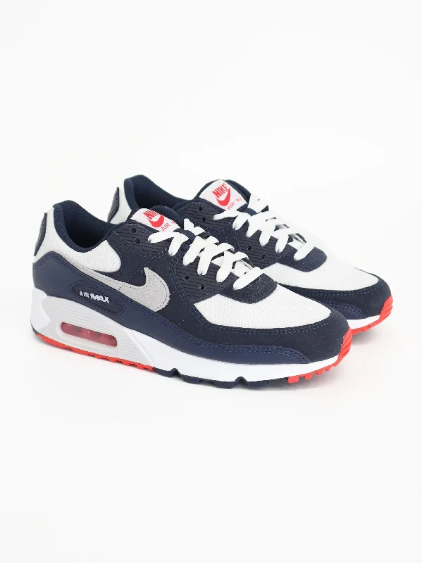 Stylish Detailing Men's Brand Logo Patched Sneakers,Navy/White