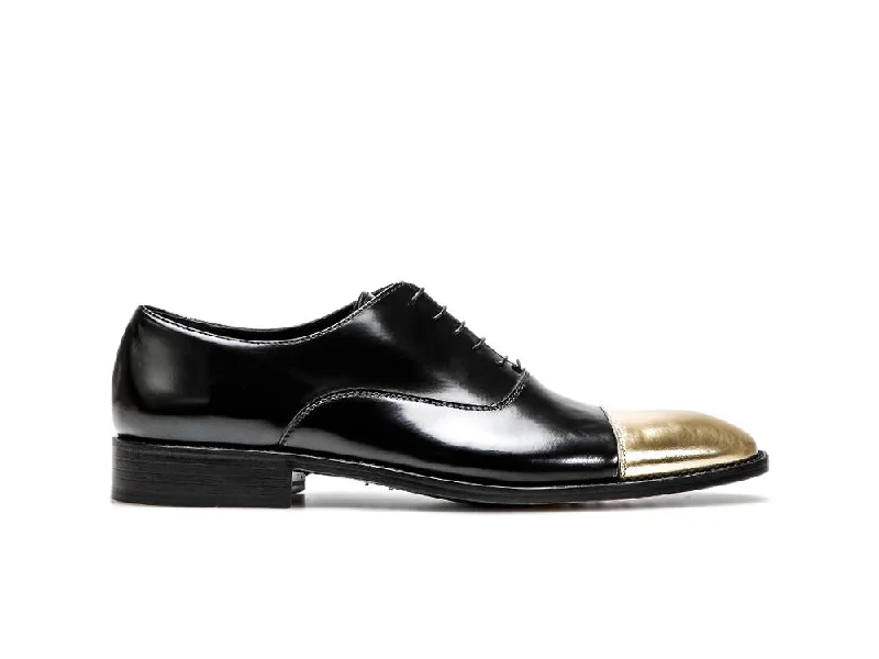 Contemporary Chic Totò