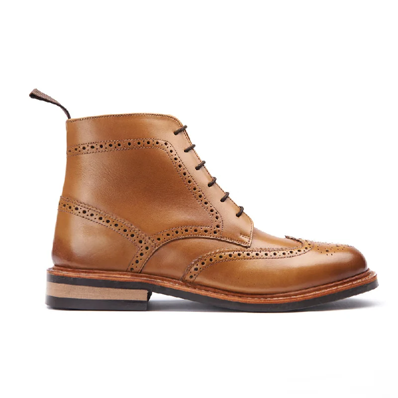 Graceful Poise Country Brogue Boot - Tan