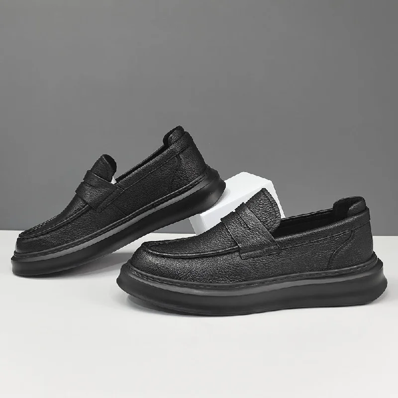 Striking Patterns Men Minimalism Solid Soft Leather Casual Loafers