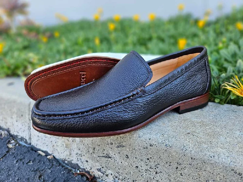 High-End Aesthetic Leather Sole Timeless Slip-on Loafer
