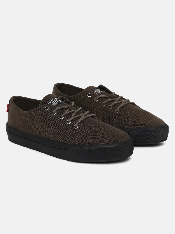 Elegant Patterns Men's Olive Solid Shoes