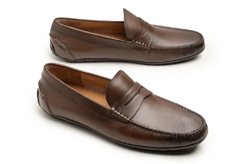 Understated Elegance LOGO 9266 BROWN