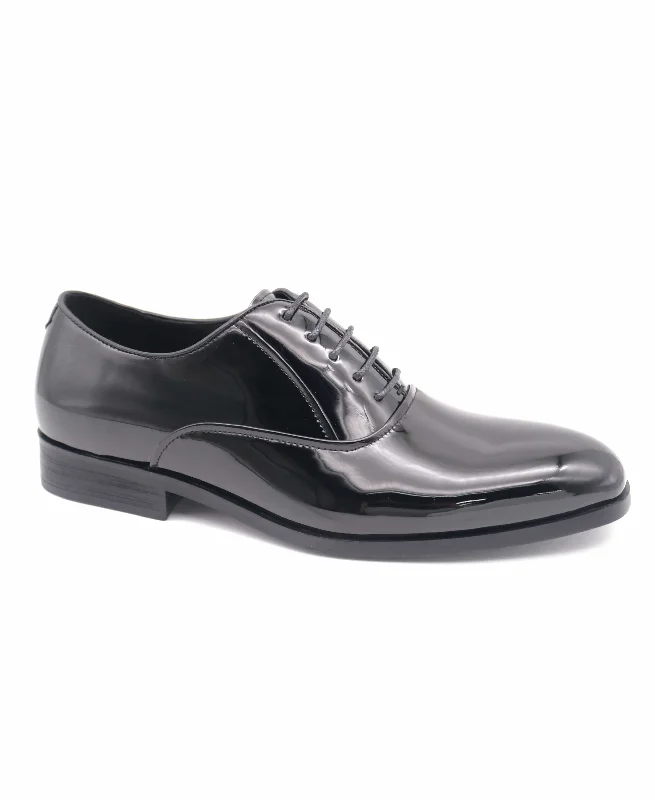 Urban Trends Faux Leather Oxford Pattent Shoe