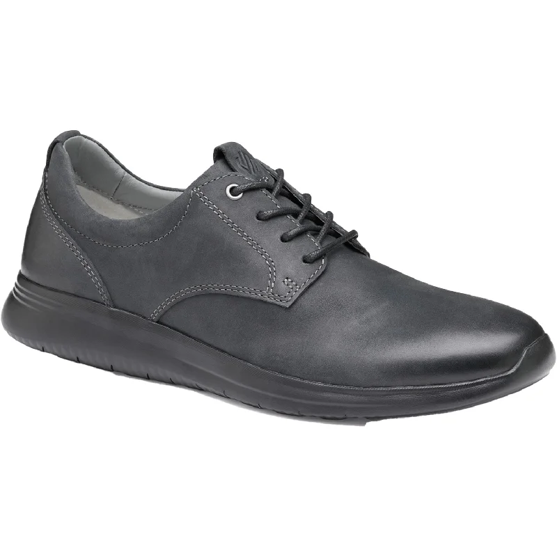 Subdued Elegance Men's Johnston & Murphy Amherst Plain Toe Black Oiled Leather